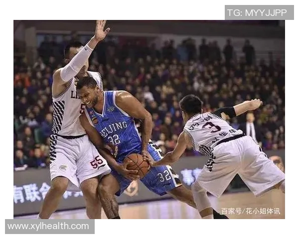 西安篮球队灵活性变革引发热议探索新战术与团队协作的未来发展